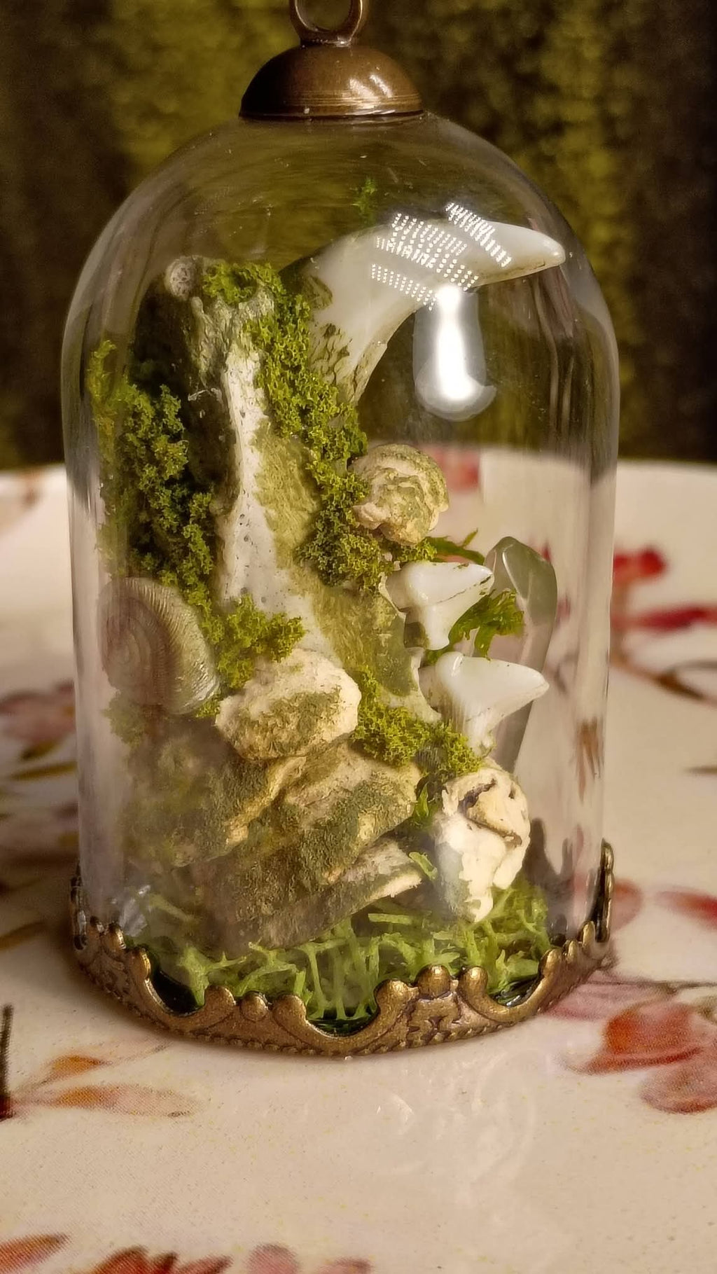 Forest Fang w/Crystals