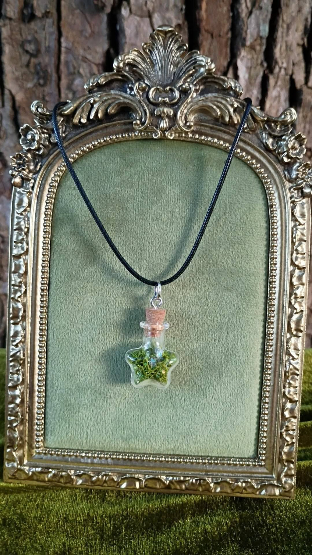 Green Mossy Star Pendant ✨